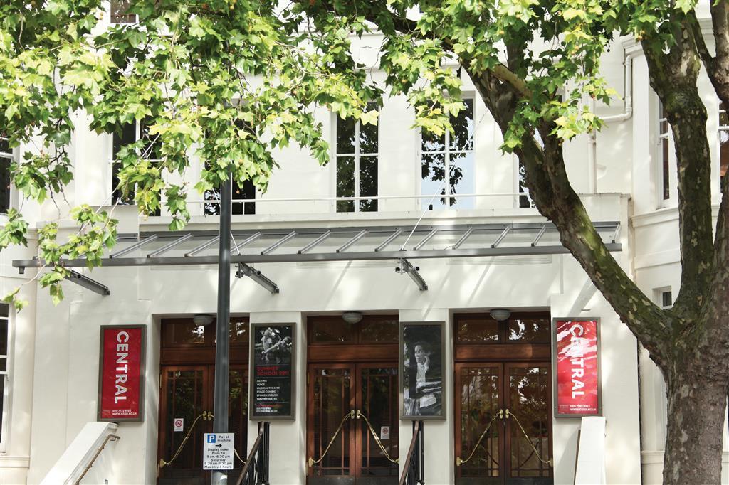 贝斯特韦斯特瑞士小屋酒店 伦敦 外观 照片